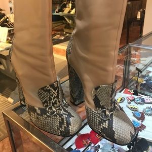 Gucci boots